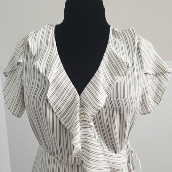 Asher by Fab'rik Zurich Tulip Sleeve Ruffled High Low Wrap Striped Dress Medium - Picture 5 of 12